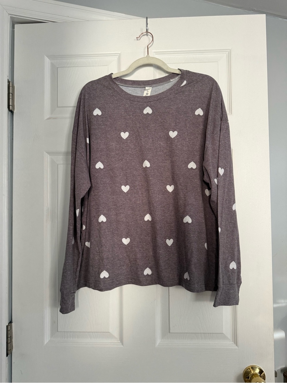 Target Long Sleeve Heart Print Tee in Mauve and White